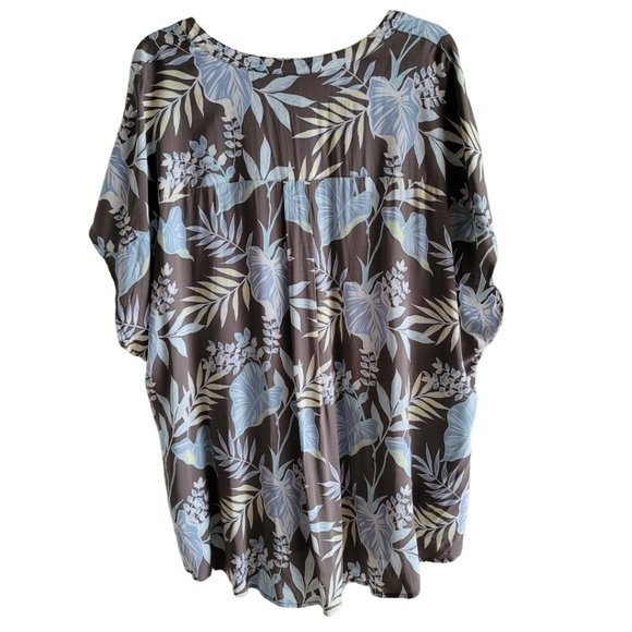 Torrid Challis Button-Front Dolman Sleeve Top - Picture 4 of 9